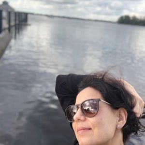 Meet your Posher, Maria agustina